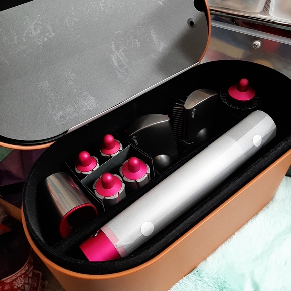 💥💫BRAND NEW DYSON AIRWRAP COMPLETE SET - Picture 4 of 16